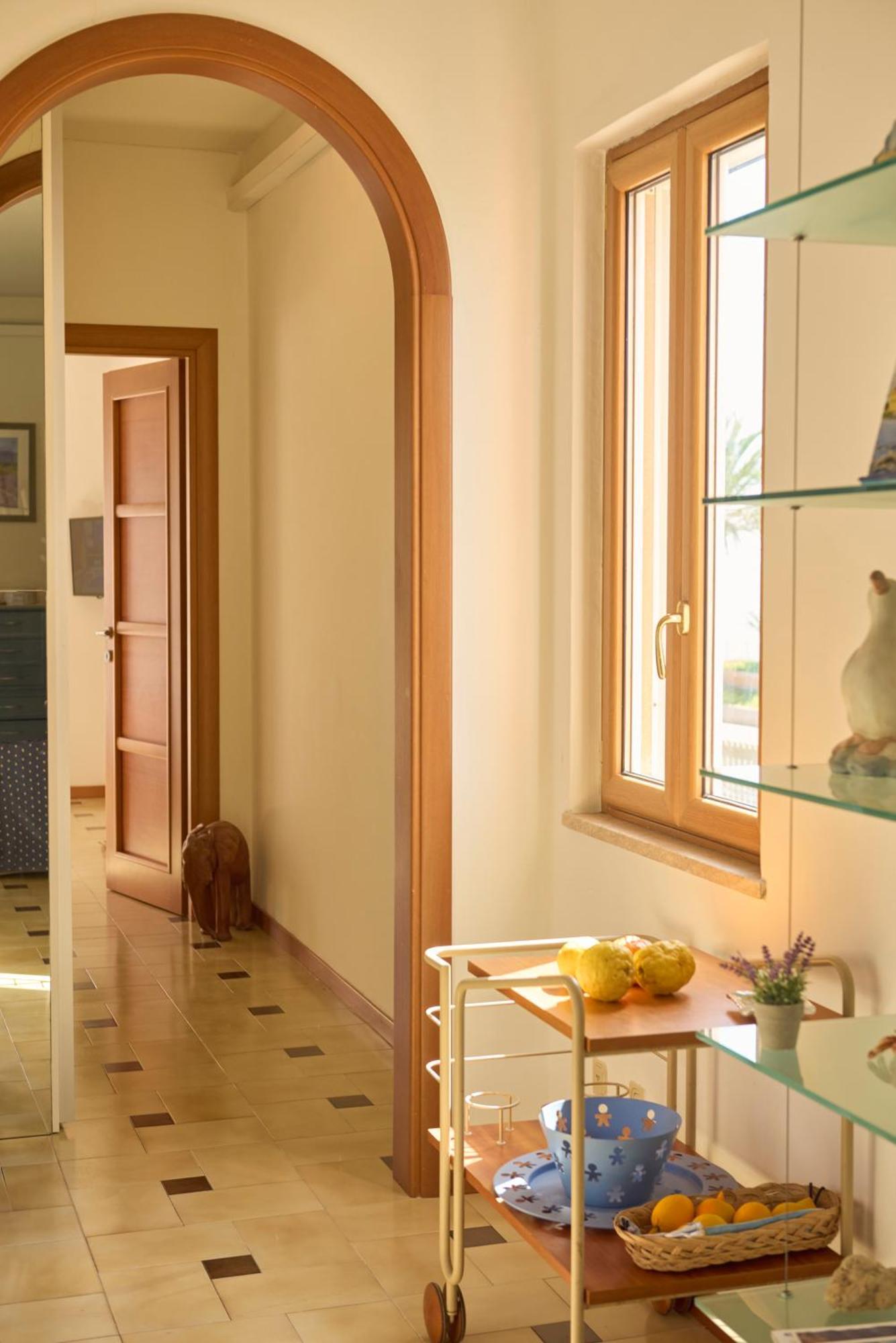 Terrazza Sul Mare A Pietra Ligureアパートメント エクステリア 写真